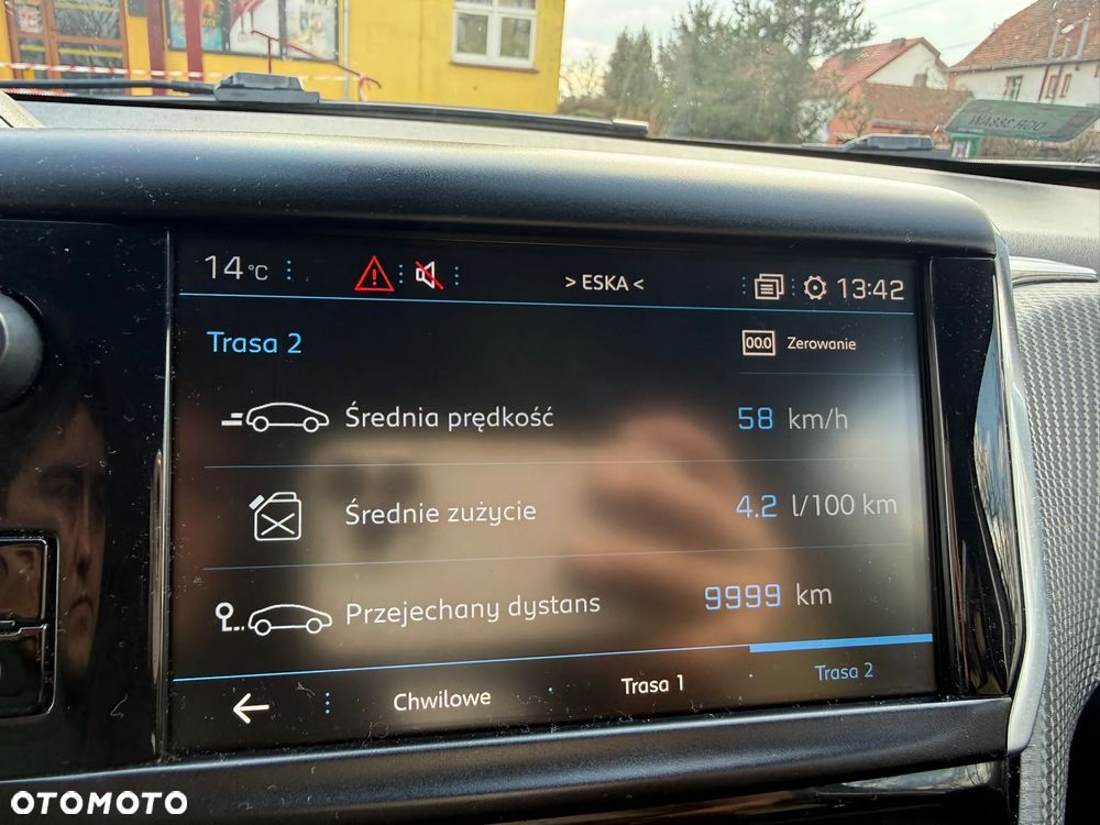 Peugeot 2008 1.6 BlueHDi Style - 8