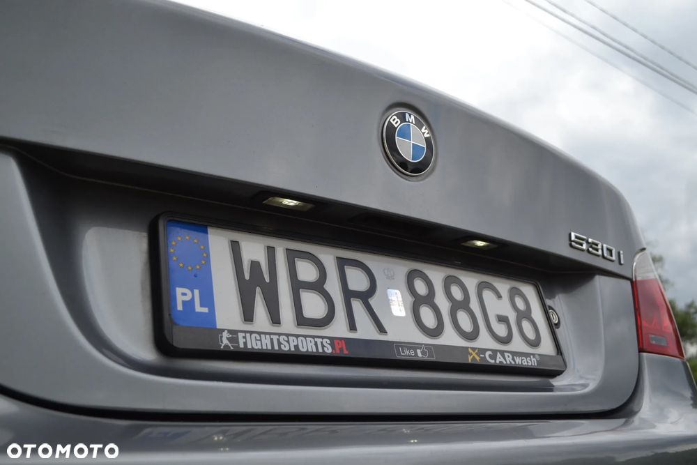 BMW Seria 5 530i xDrive - 38