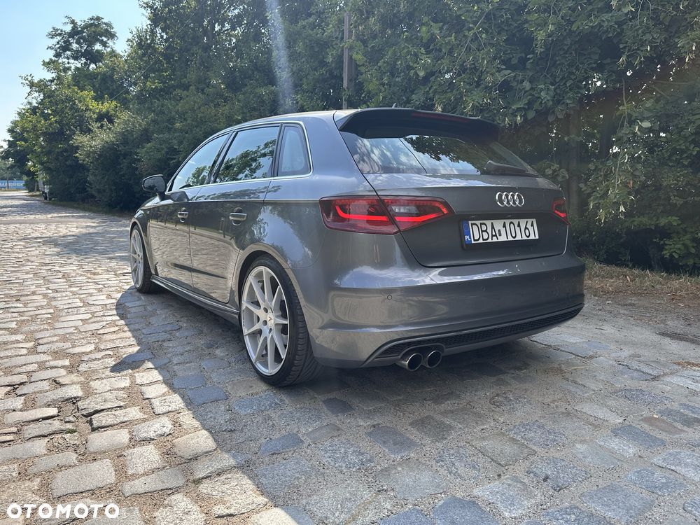 Audi A3 Sportback - 3