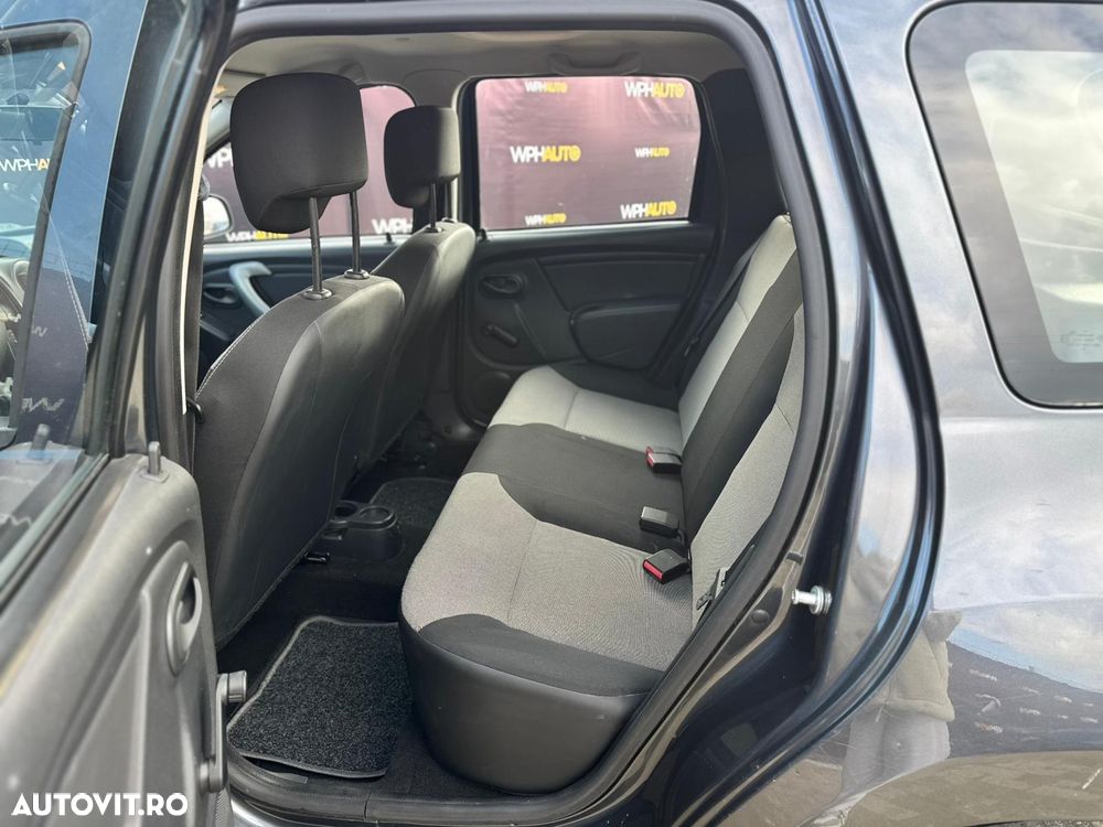 Dacia Duster 1.6 16V 105 4x2 Laureate - 12