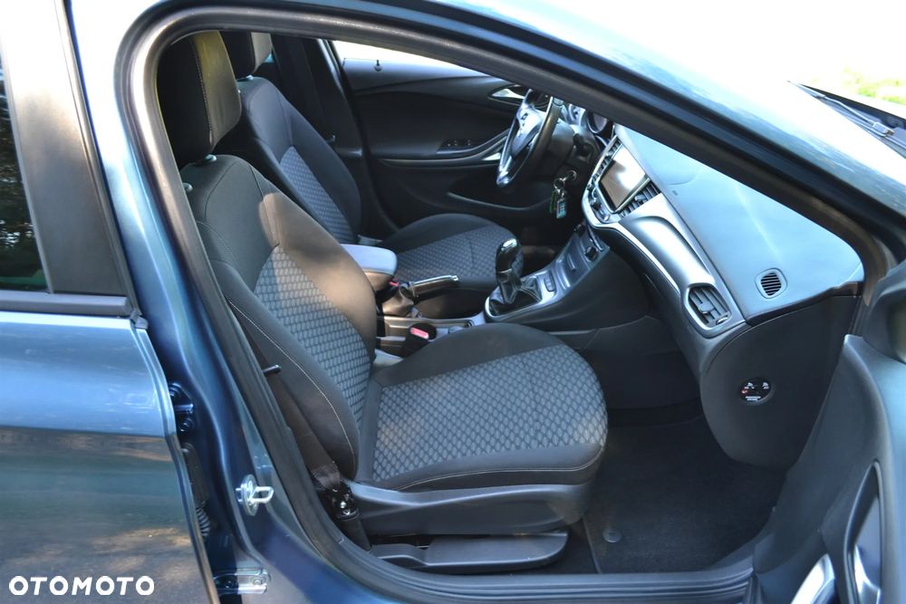 Opel Astra 1.4 Turbo Edition - 22