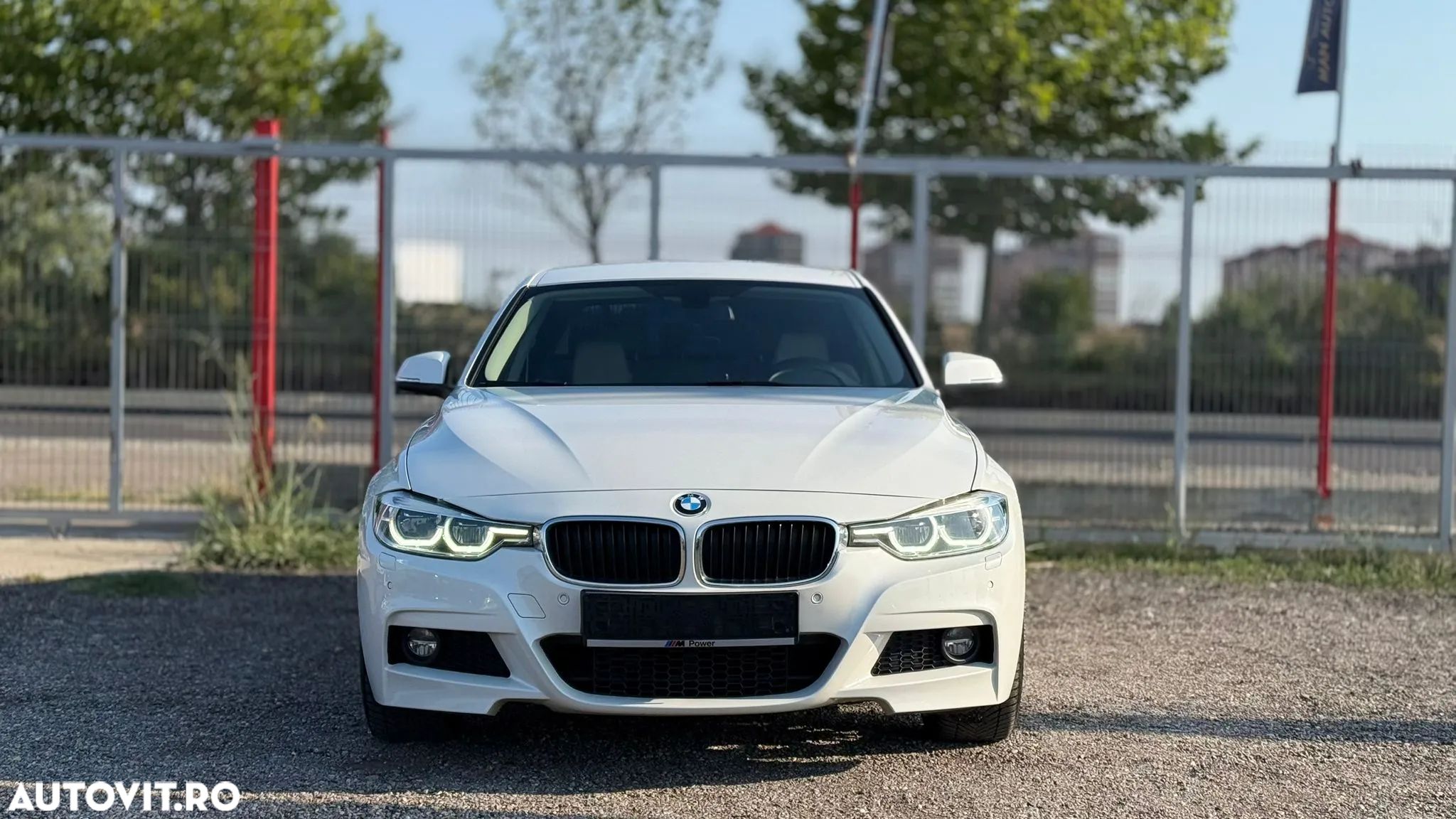 BMW Seria 3 320d GT xDrive AT - 1