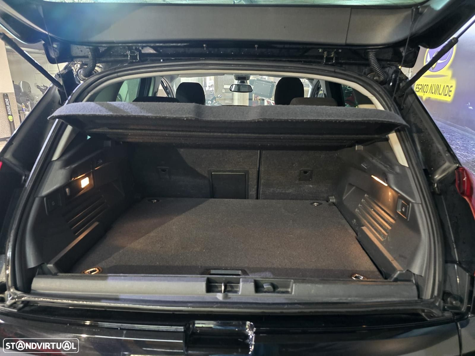 Peugeot 3008 1.6 e-HDi Active 2-Tronic - 11
