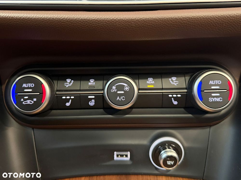 Alfa Romeo Stelvio 2.0 Turbo Veloce Q4 - 22