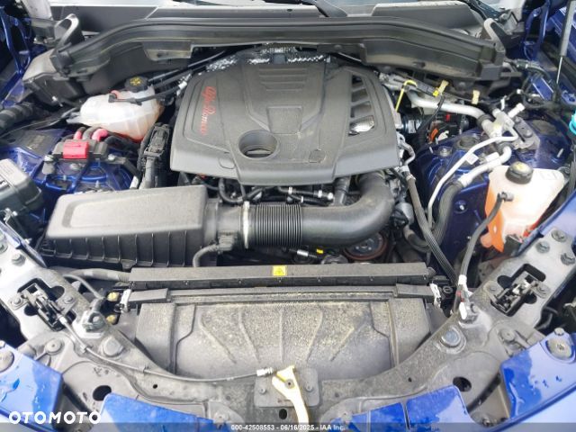 Alfa Romeo Stelvio - 11