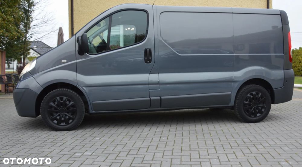 Opel Vivaro 2014 photo 3