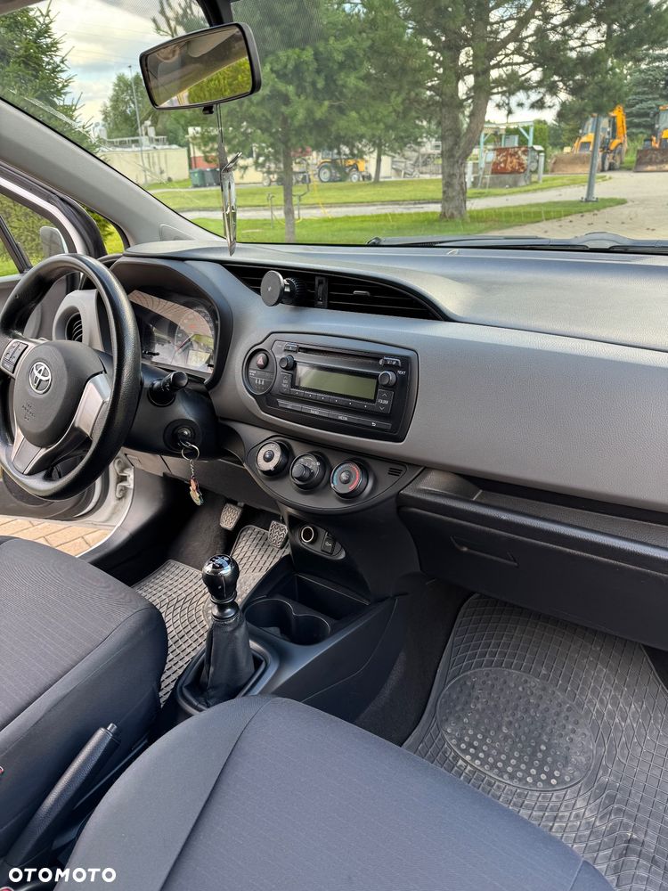 Toyota Yaris 1.4 D-4D Life - 24