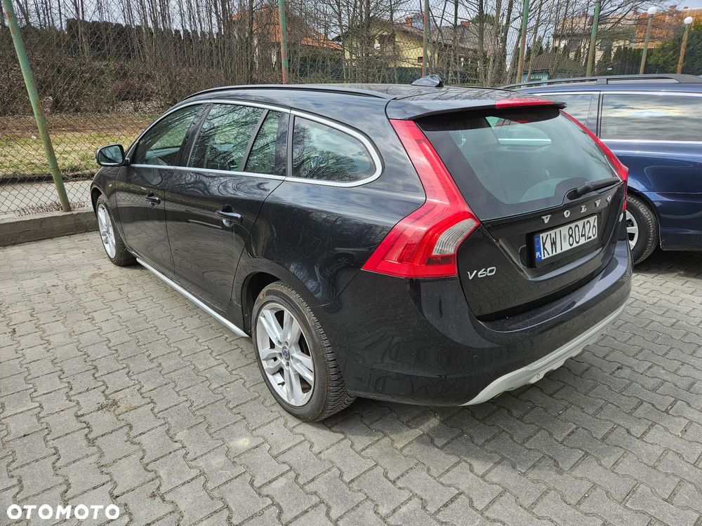Volvo V60 D4 Momentum - 3