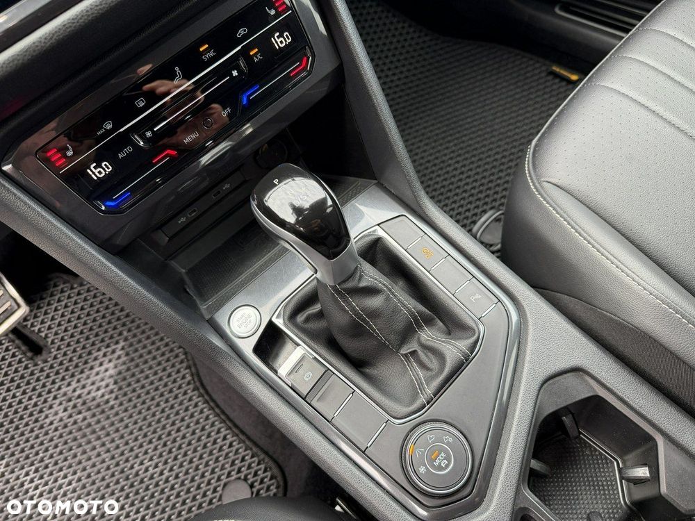 Volkswagen Tiguan Allspace 2.0 TSI OPF 4Motion DSG R-Line - 24