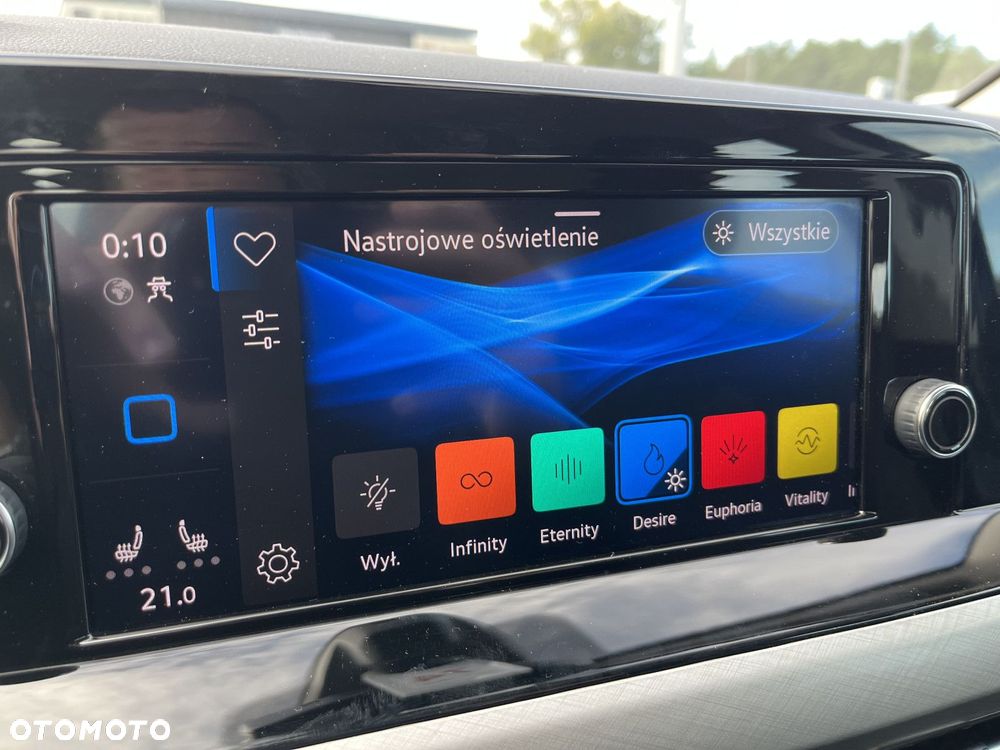 Volkswagen Golf - 29