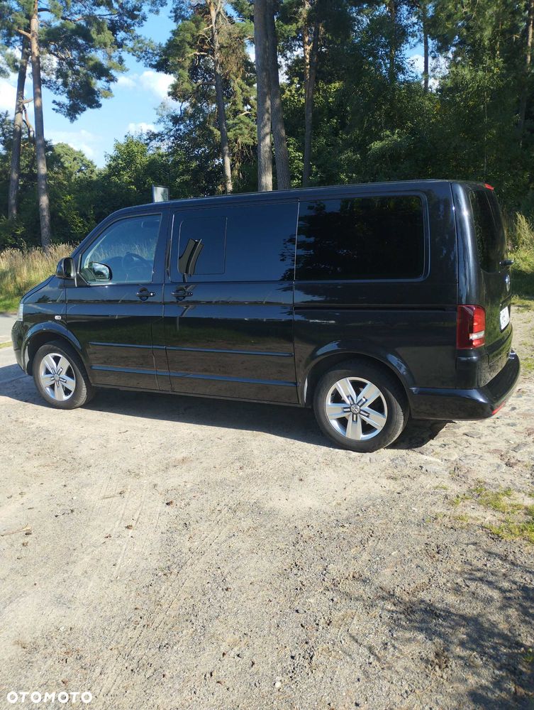 Volkswagen Multivan - 1