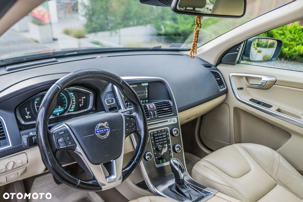 Volvo XC 60 D5 AWD Summum - 27