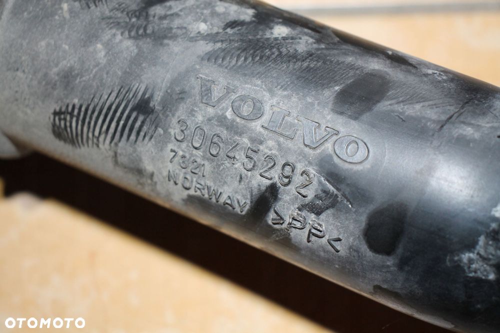 volvo xc90 2.5t rura powietrza intercoolera 30645292 - 2