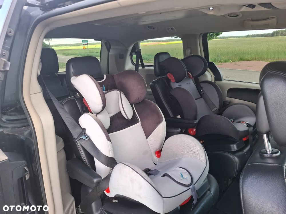 Chrysler Town & Country 3.6 Touring - 13