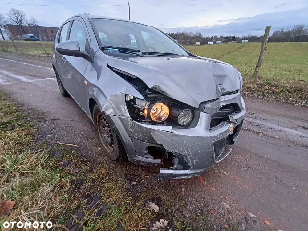 Chevrolet Aveo T300 Cały na części - 4