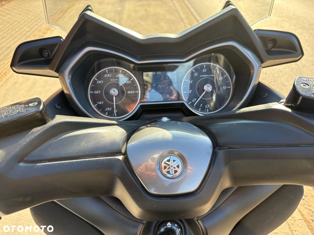 Yamaha X-max - 7