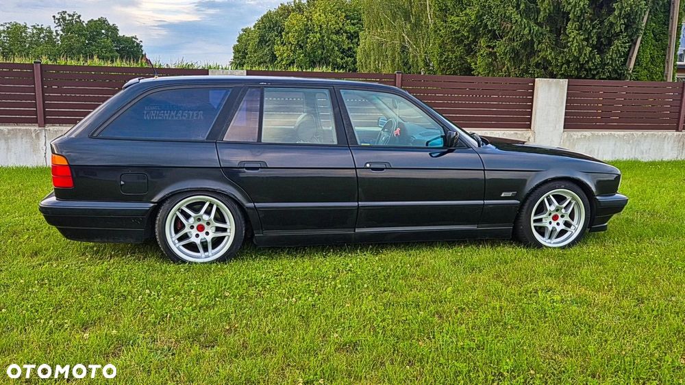 BMW Seria 5 540i - 18
