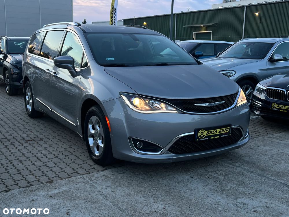 Chrysler Pacifica