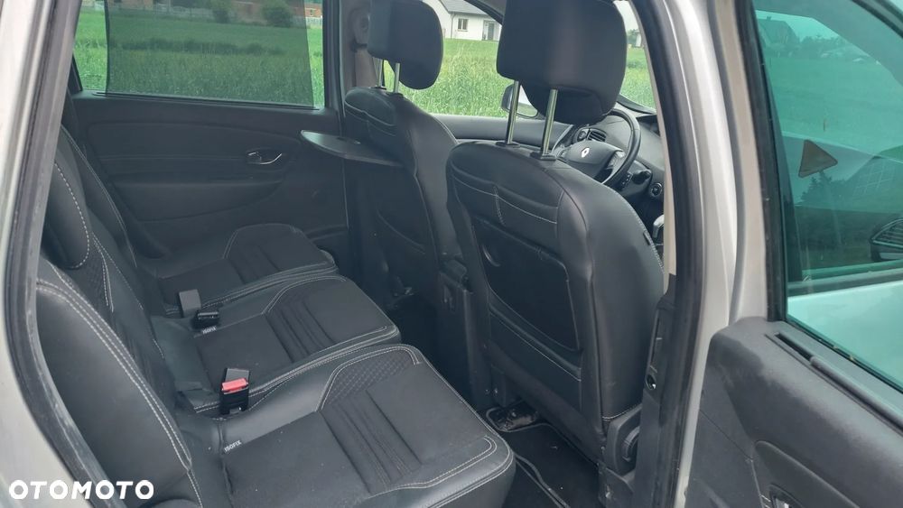 Renault Scenic - 8