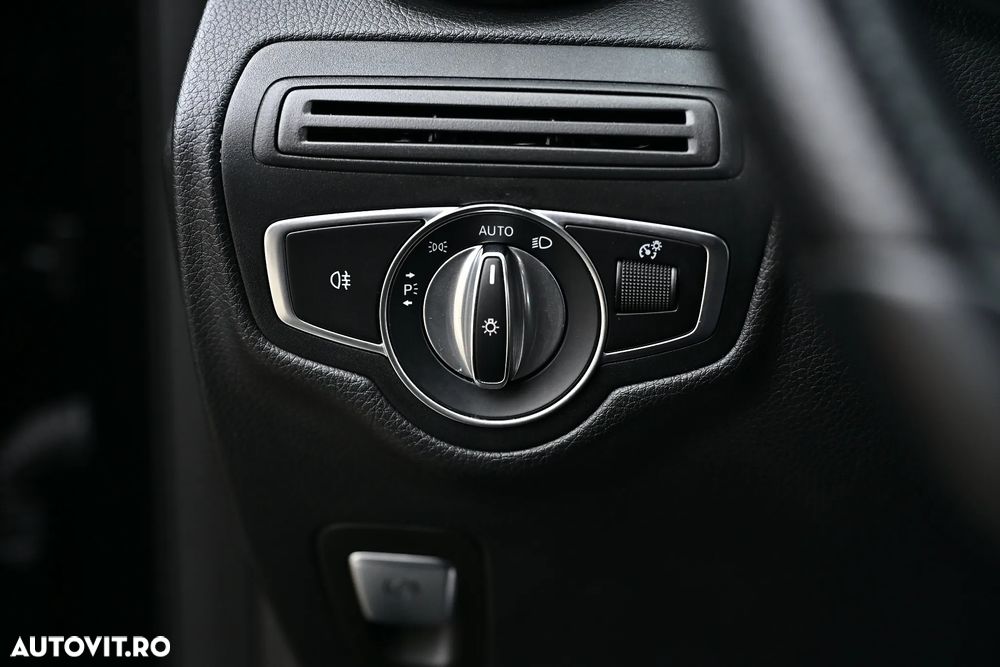 Mercedes-Benz GLC Coupe 220 d 4Matic 9G-TRONIC AMG Line Plus - 35