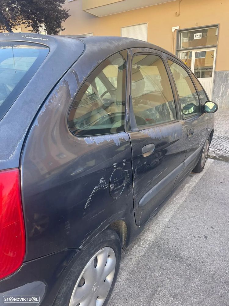 Citroën Xsara Picasso 1.6 SX - 7