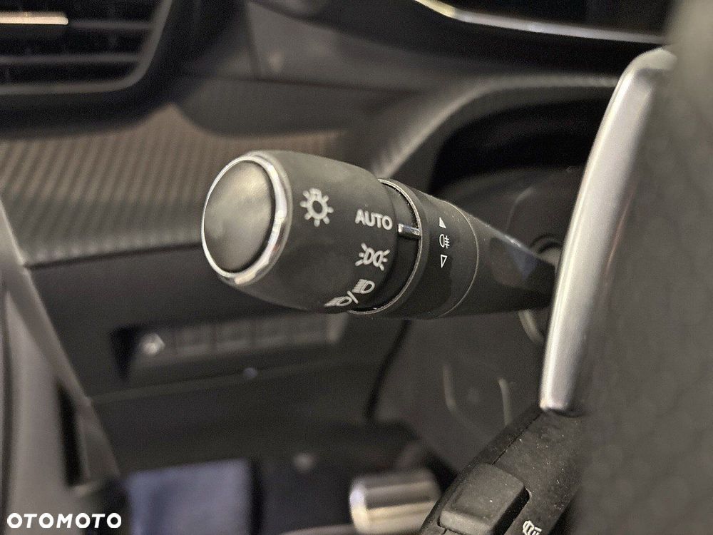 Peugeot 2008 1.2 PureTech GT S&S EAT8 - 19