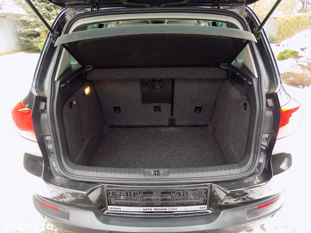 Volkswagen Tiguan - 14