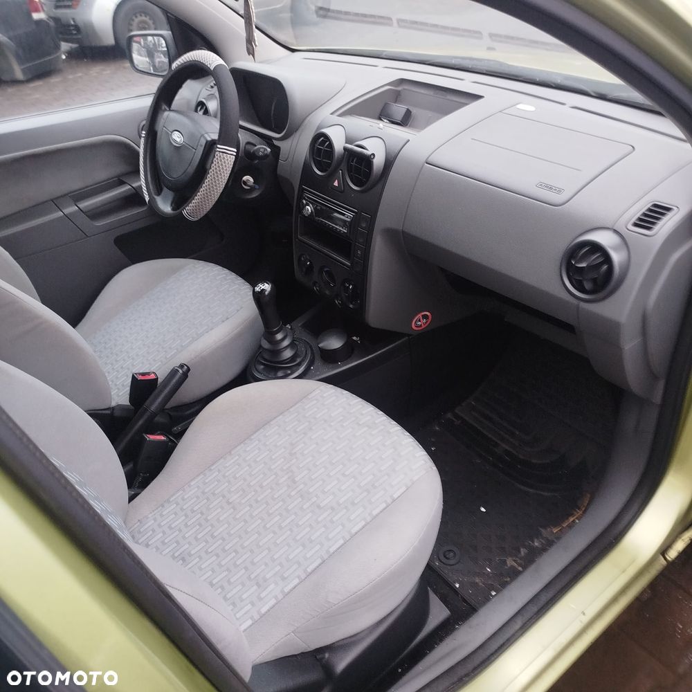 Ford Fusion na części . - 4