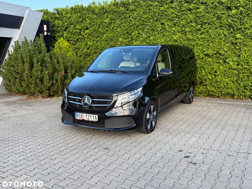 Mercedes-Benz Klasa V - 2