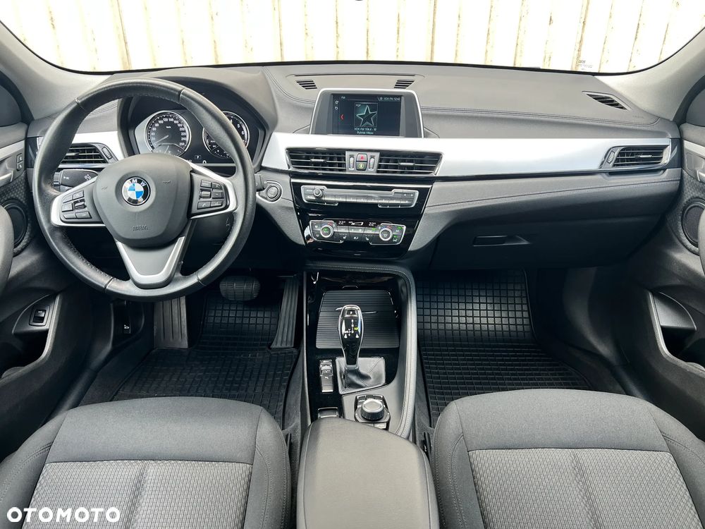 BMW X2 sDrive18i Advantage - 11