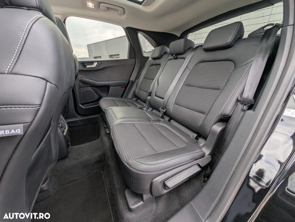 Ford Kuga - 39