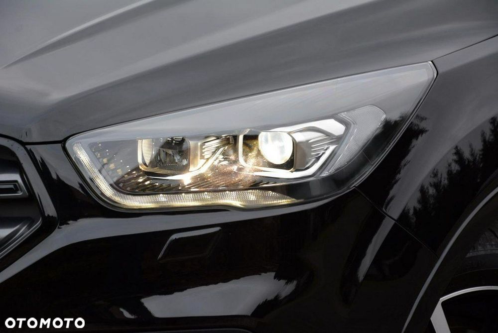 Ford Kuga 1.5 EcoBoost 2x4 ST-Line - 8