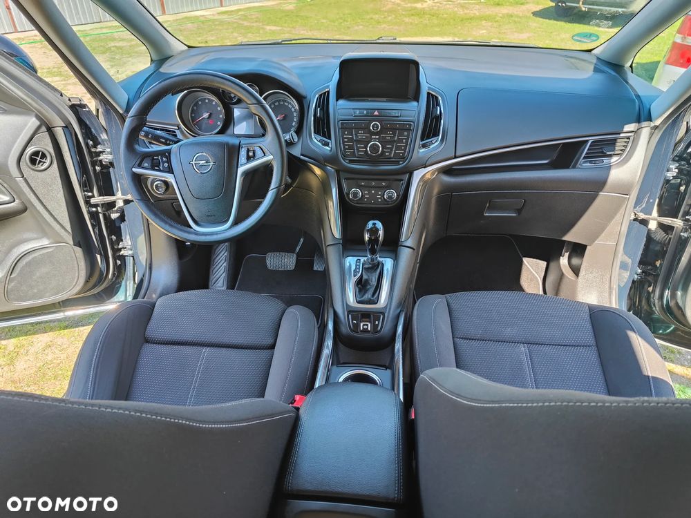 Opel Zafira Tourer 1.6 SIDI Turbo Innovation - 19