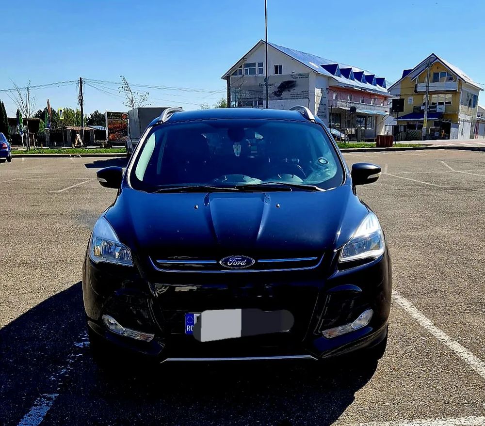 Utilizat Ford Kuga 2015 - 8 600 EUR, 298 000 km - Autovit.ro