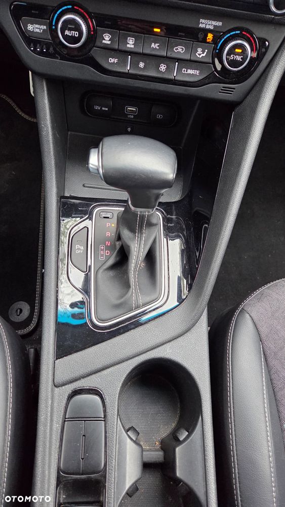 Kia Niro - 13