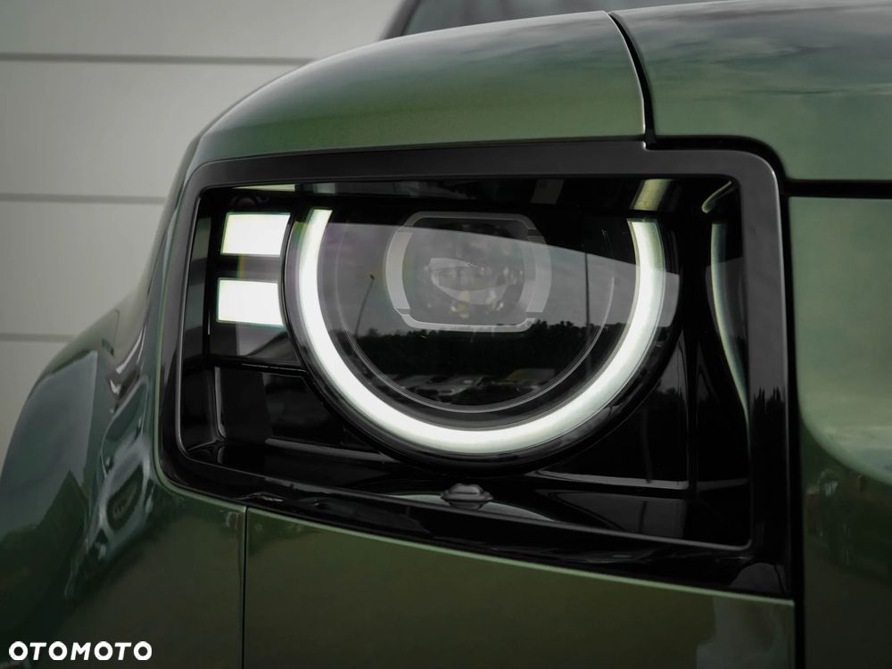 Land Rover Defender 3.0 D350 mHEV X-Dynamic SE - 4