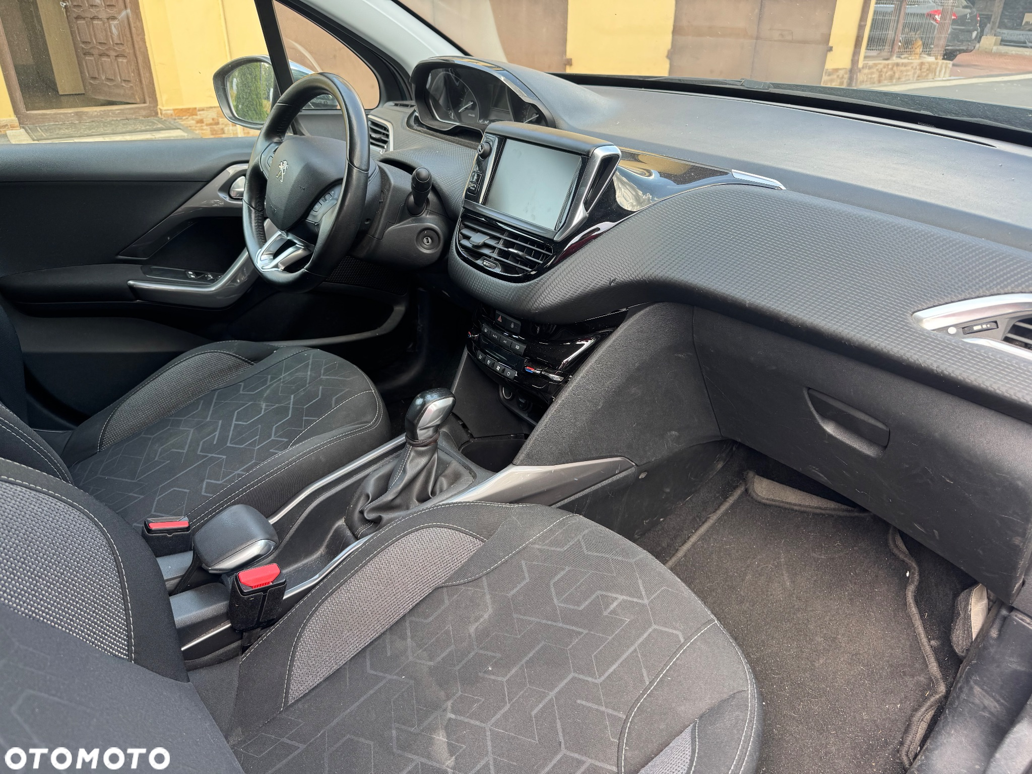Peugeot 2008 PureTech 100 Active - 13