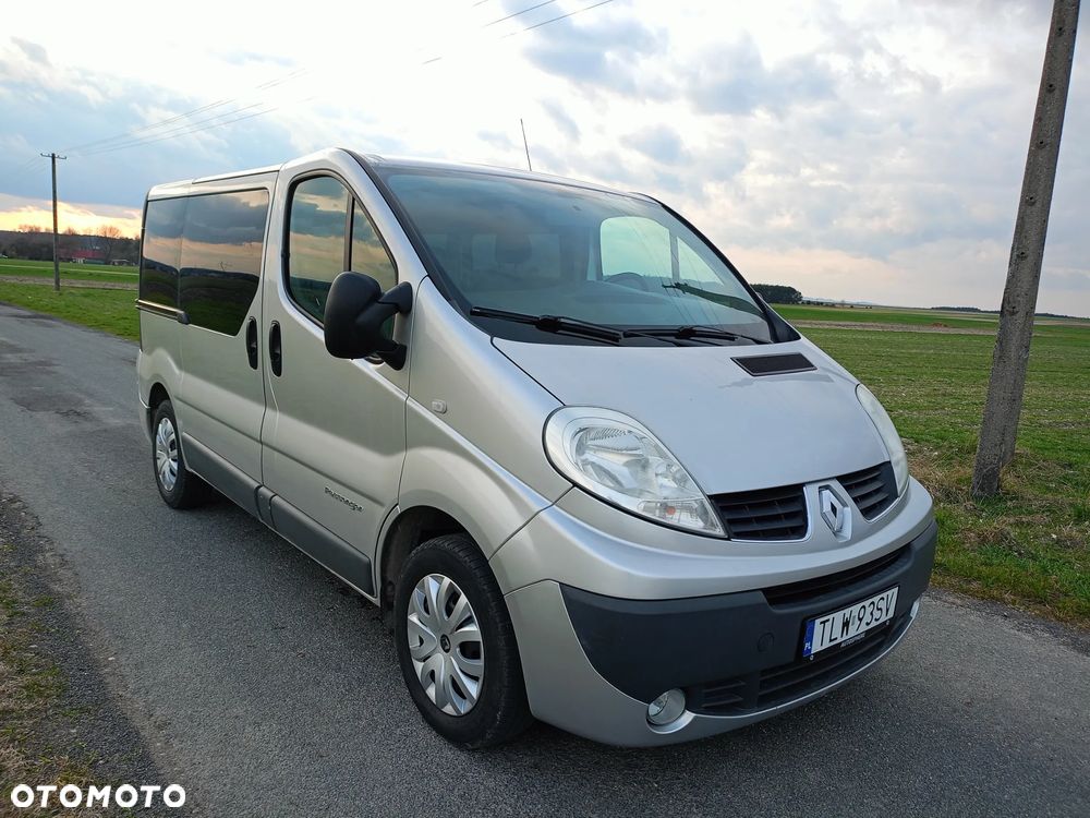 Renault Trafic Passenger Expression - 23