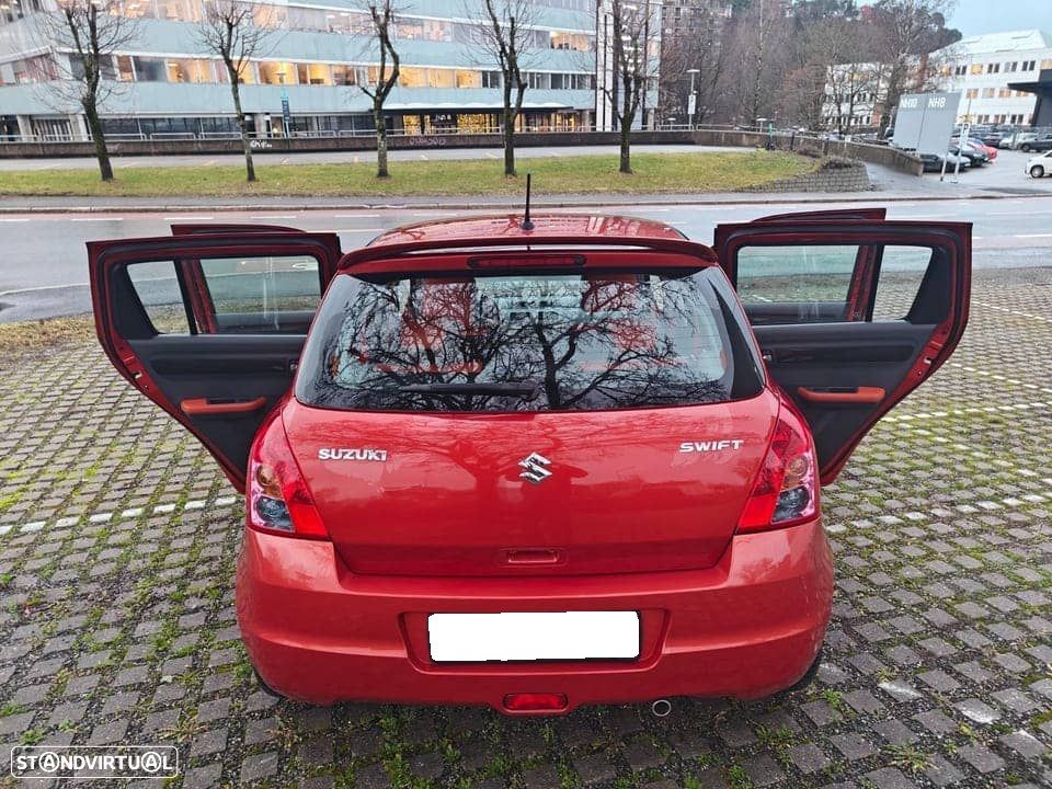 Suzuki Swift 1.5 VVT 16V GLX Auto. - 2