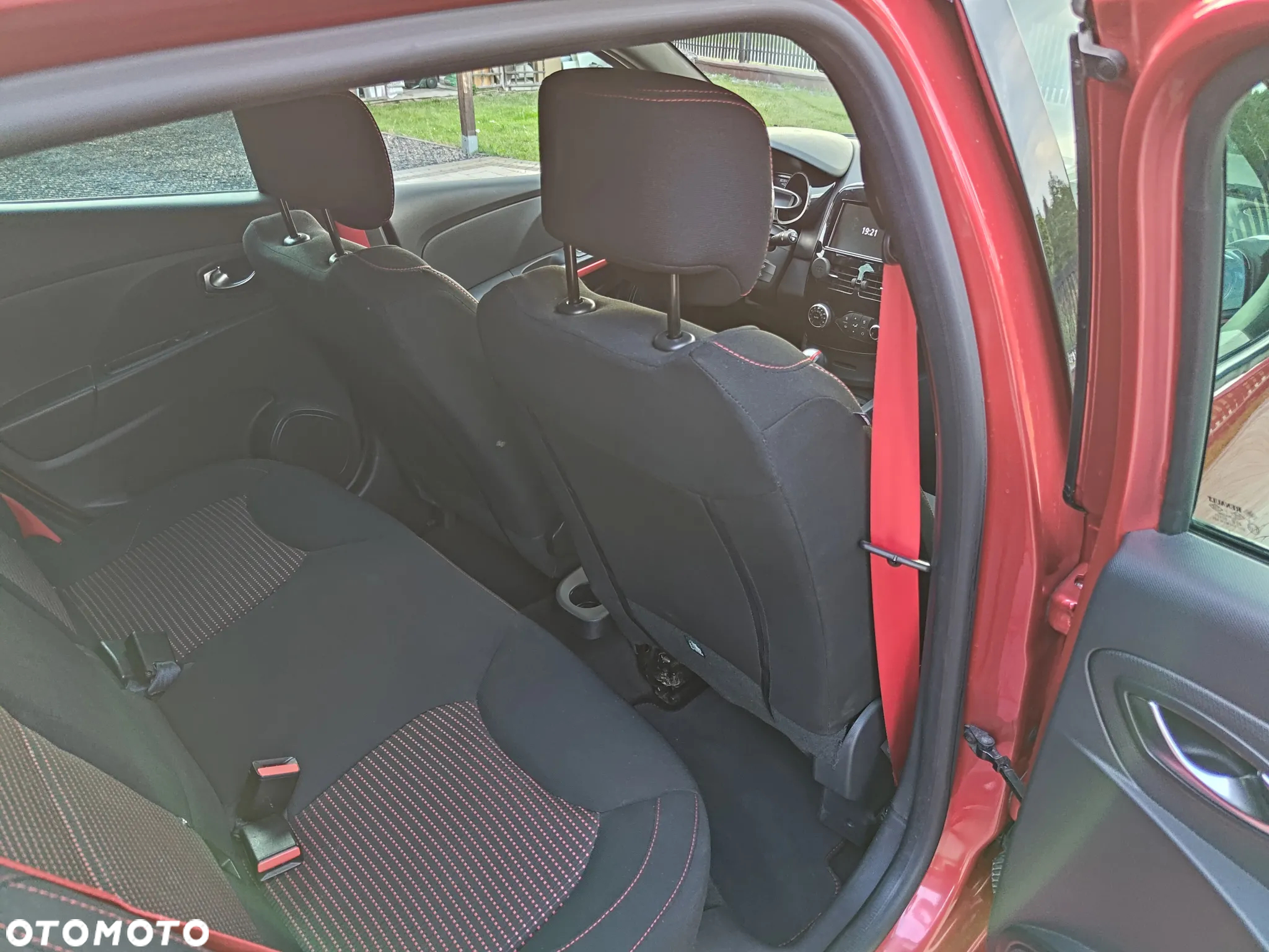 Renault Clio - 14