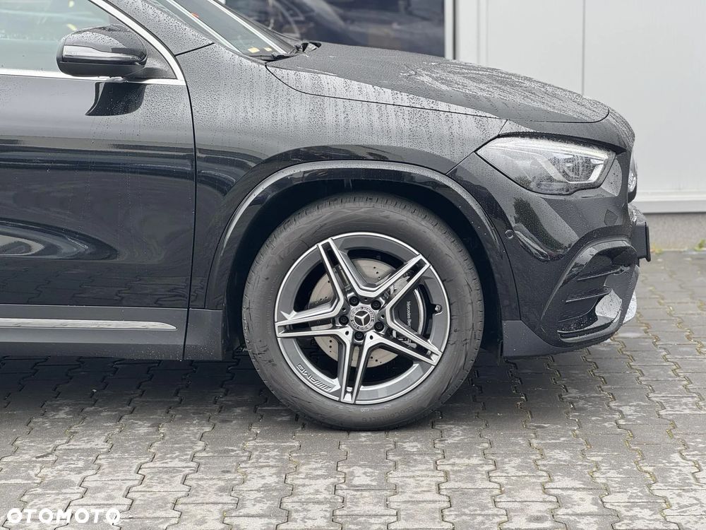 Mercedes-Benz GLA 200 AMG Line - 8