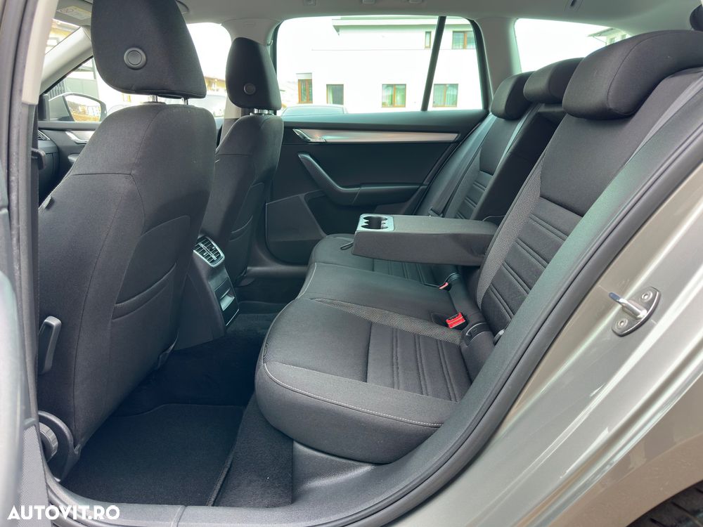 Skoda Octavia 1.6 TDI Style - 21