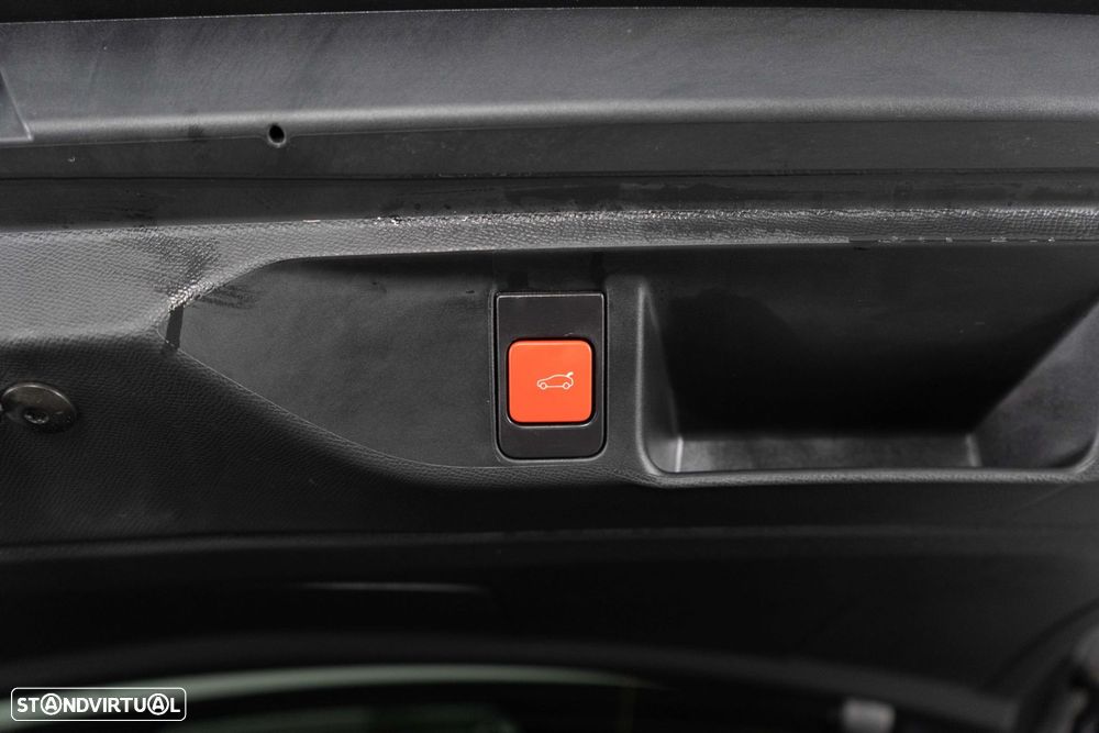 DS DS4 E-Tense Rivoli Cross EAT8 - 16