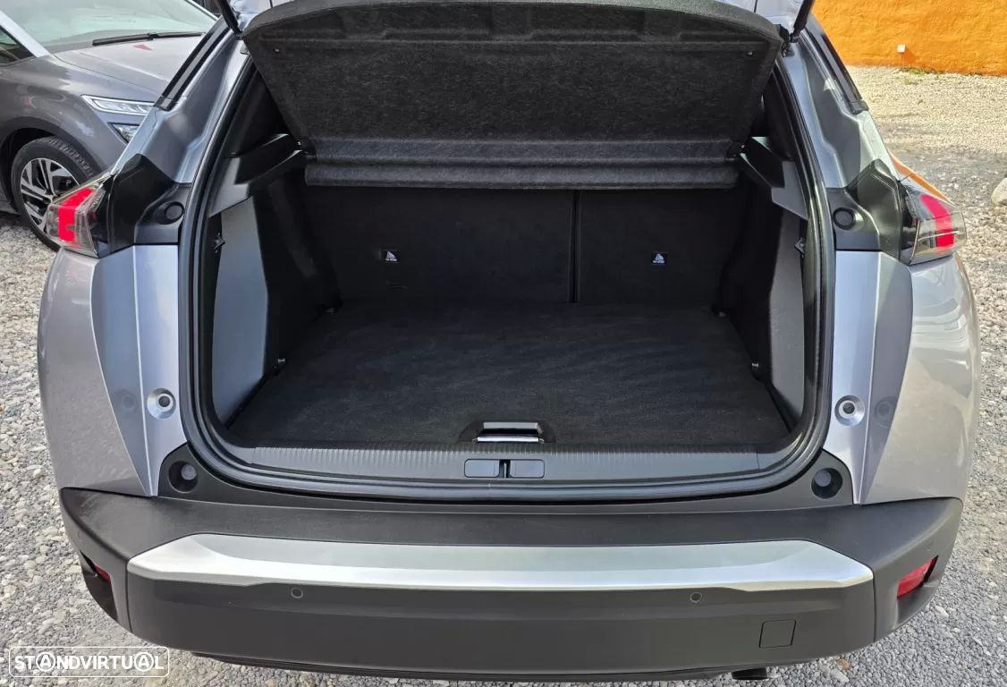 Peugeot 2008 1.2 PureTech Active Pack - 18