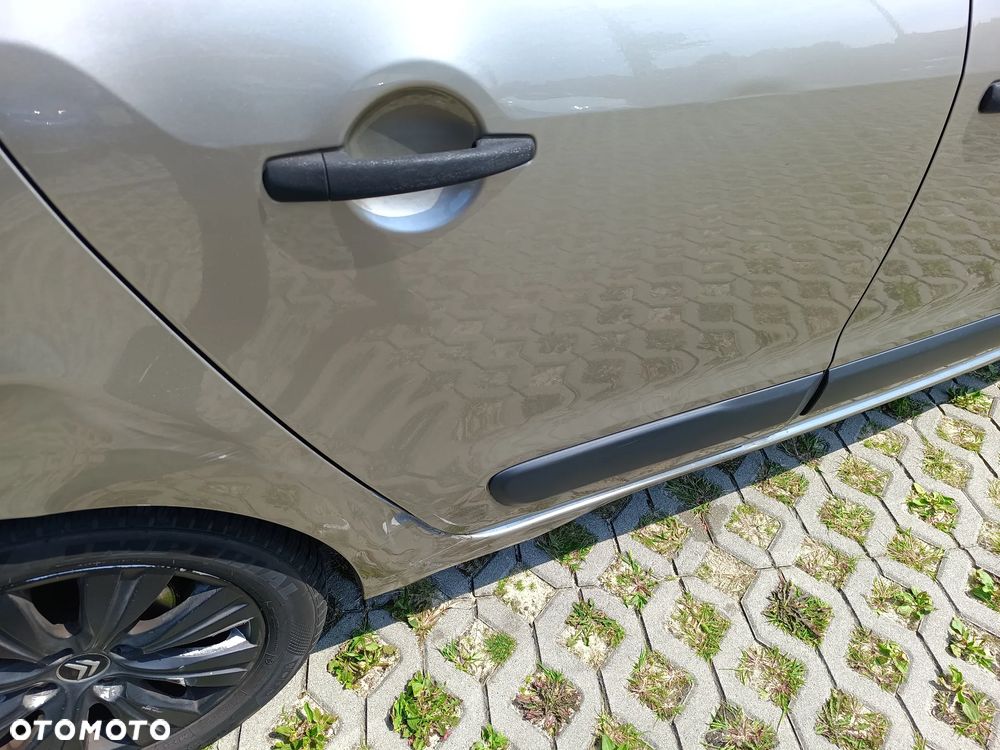 Citroën C3 Picasso 1.4i Attraction - 13