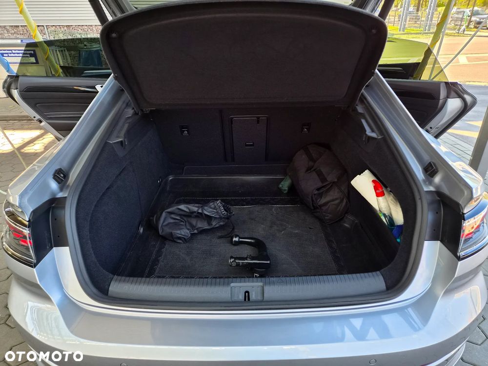 Volkswagen Arteon 2.0 TDI SCR 4Motion DSG R-Line - 14