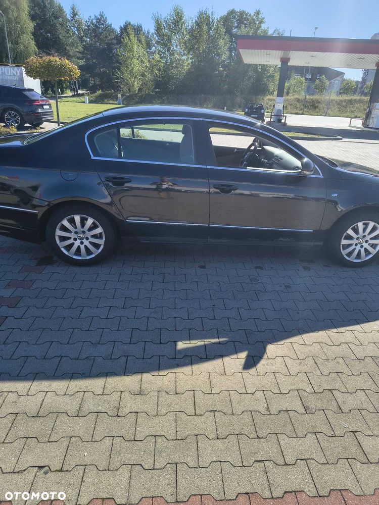 Volkswagen Passat - 6