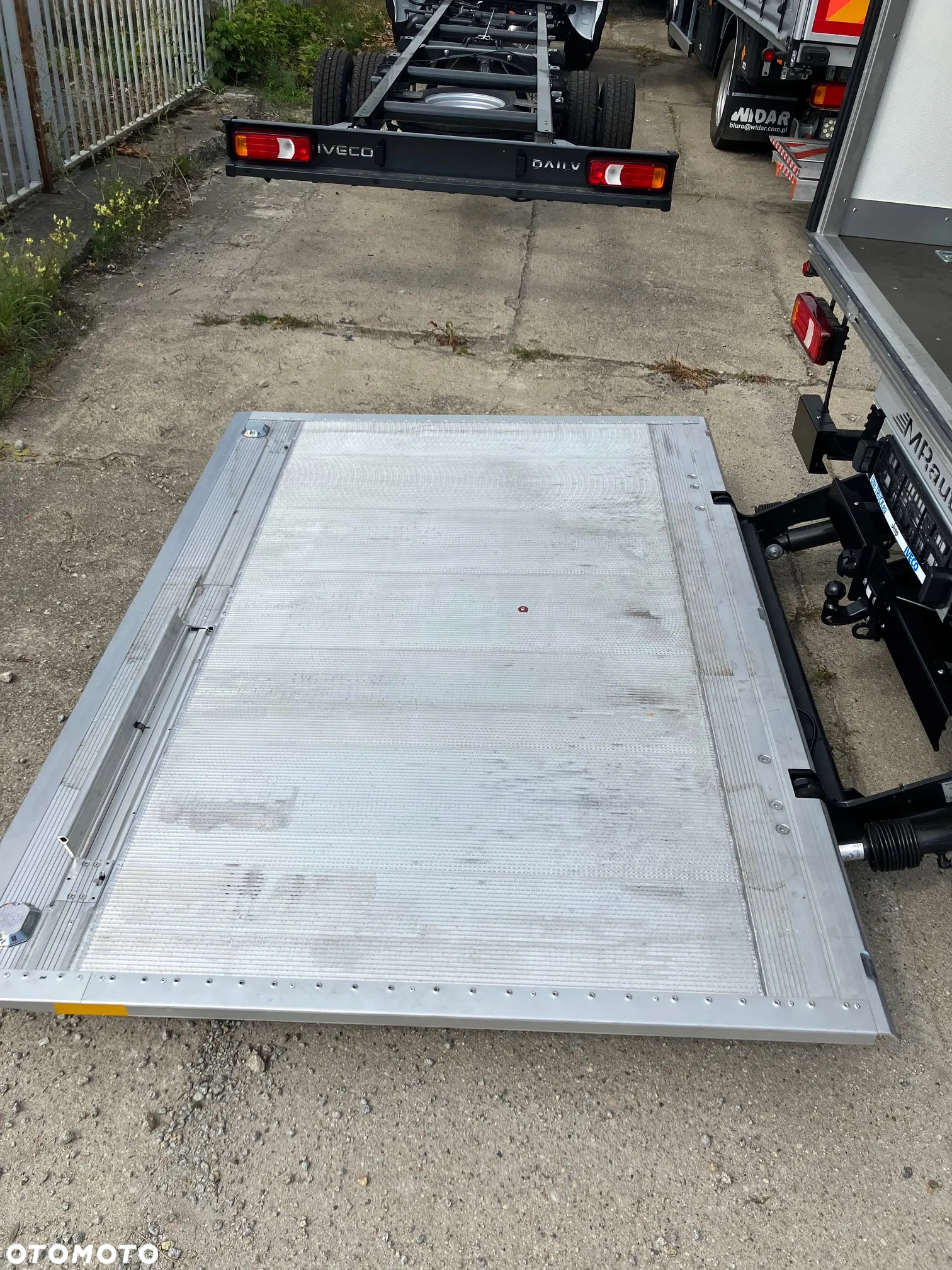 Iveco 3.0 Daily 35C18 Hi-Matic kontener winda hak - 12