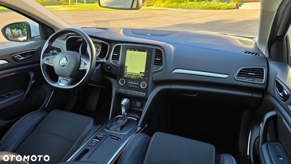 Renault Megane ENERGY TCe 130 EDC BOSE EDITION - 12