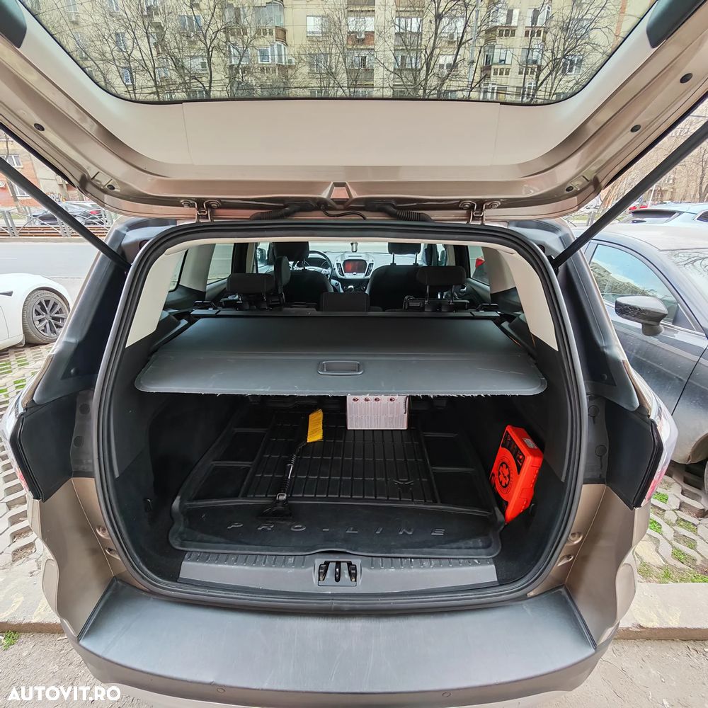 Ford Kuga 1.5 EcoBoost 2WD Trend - 11